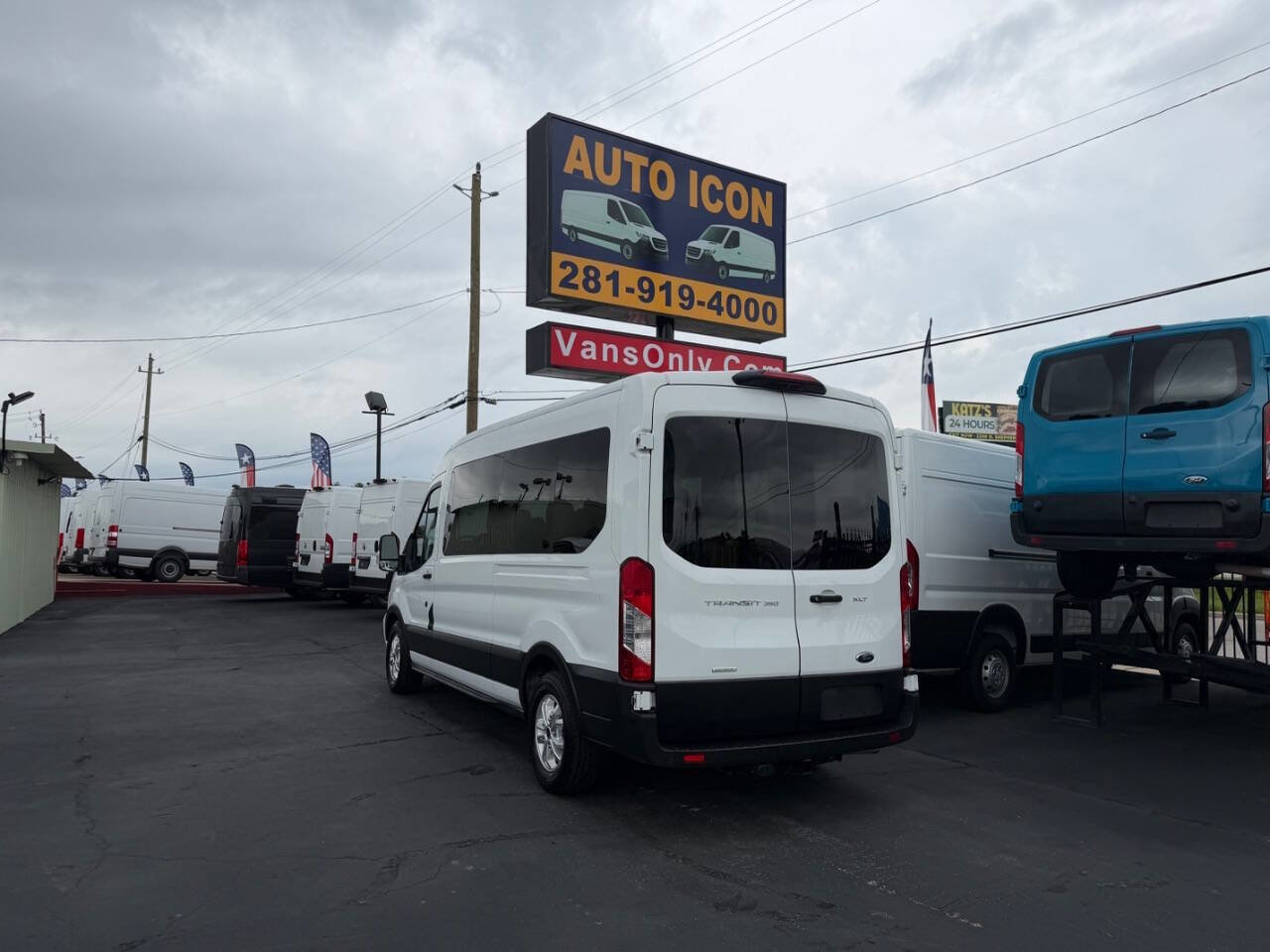 Used 2021 Ford Transit 350 XLT RWD image 20