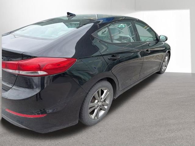 Used 2017 Hyundai Elantra SE image 21
