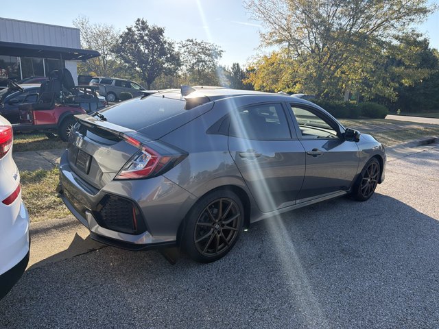 Used 2018 Honda Civic EX image 10
