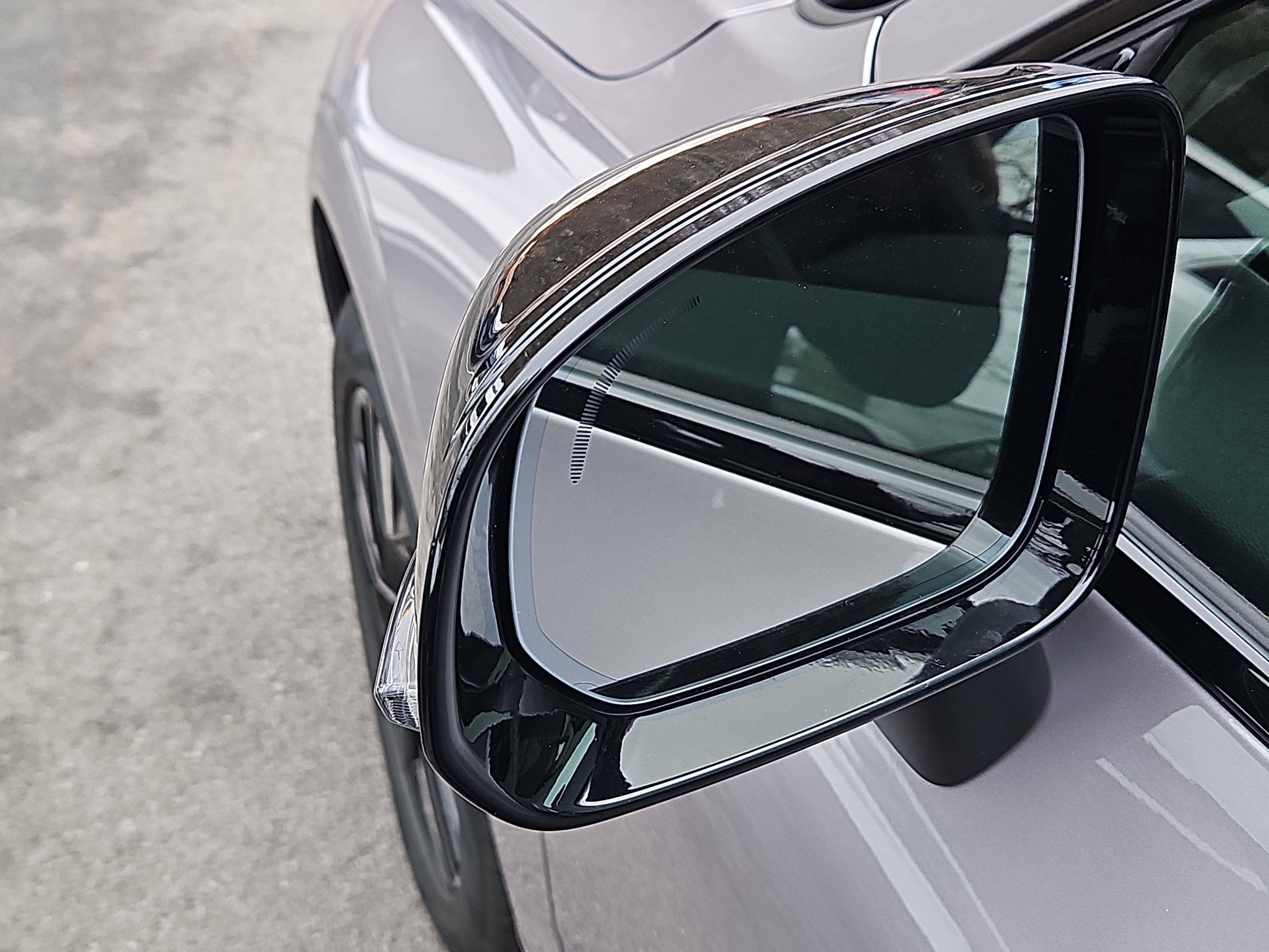 New 2026 Volvo XC60 B5 Plus w/ Protection Package Premier image 14