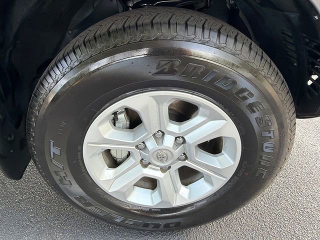 Used 2023 Toyota 4Runner SR5 Premium w/ Moonroof Package RWD image 12