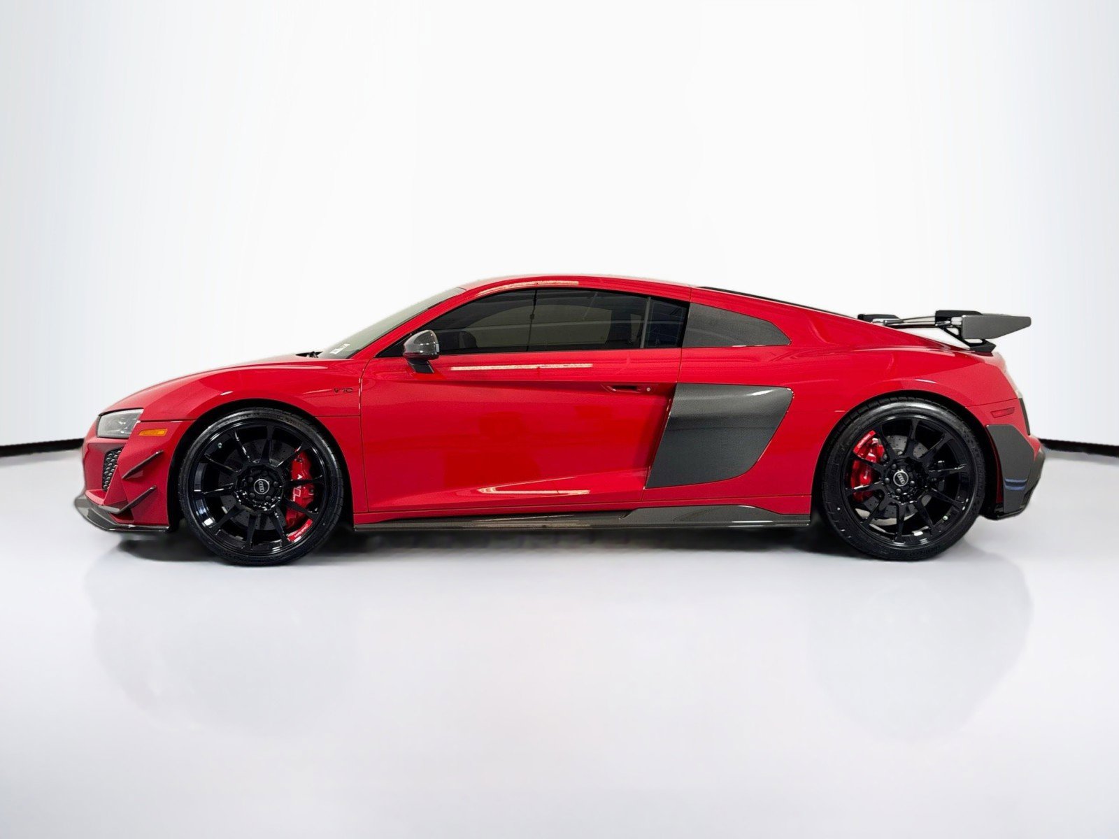 Used 2023 Audi R8 V10 GT RWD image 2