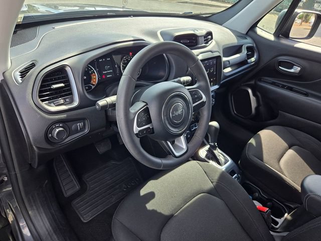 Used 2023 Jeep Renegade Latitude AWD/4WD image 8