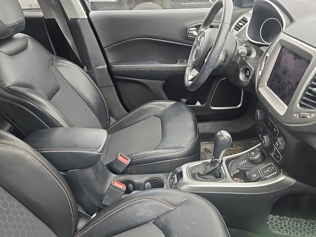 Used 2019 Jeep Compass Latitude w/ Popular Equipment Group image 10