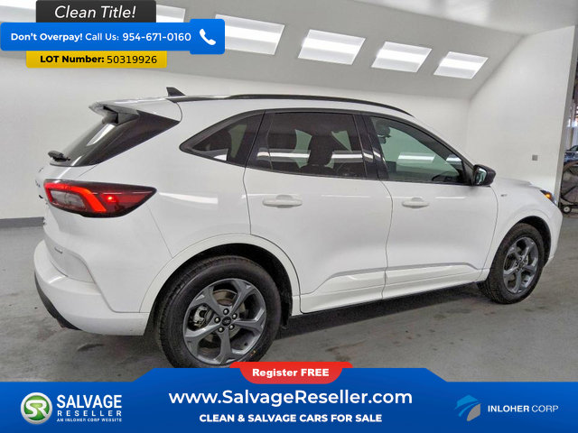 Used 2023 Ford Escape ST-Line AWD/4WD image 4
