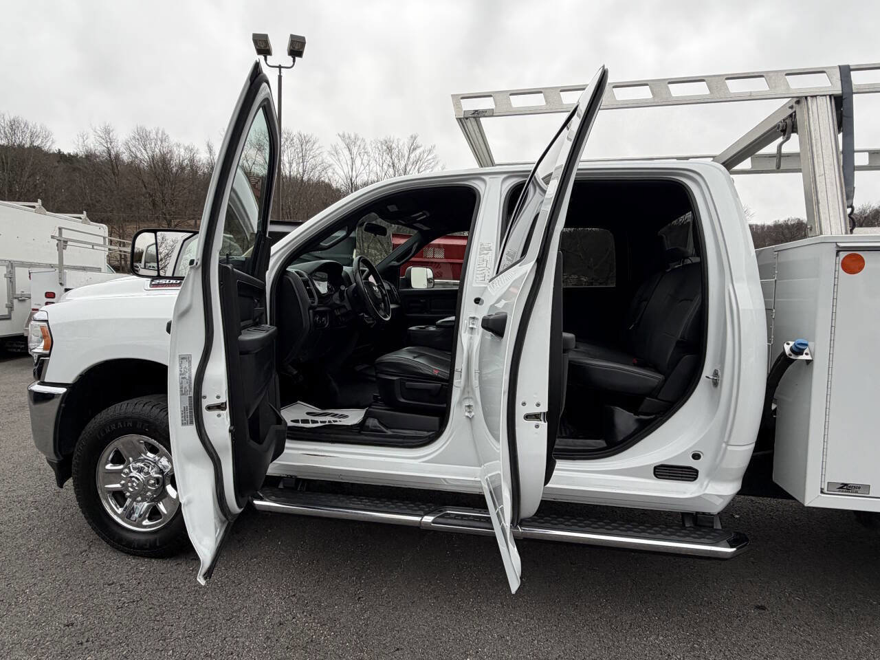 Used 2022 RAM 2500 Tradesman w/ Chrome Appearance Group image 41