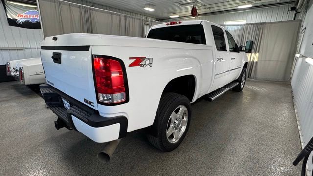 Used 2013 GMC Sierra 2500 Denali w/ Snow Plow Prep Package AWD/4WD image 4