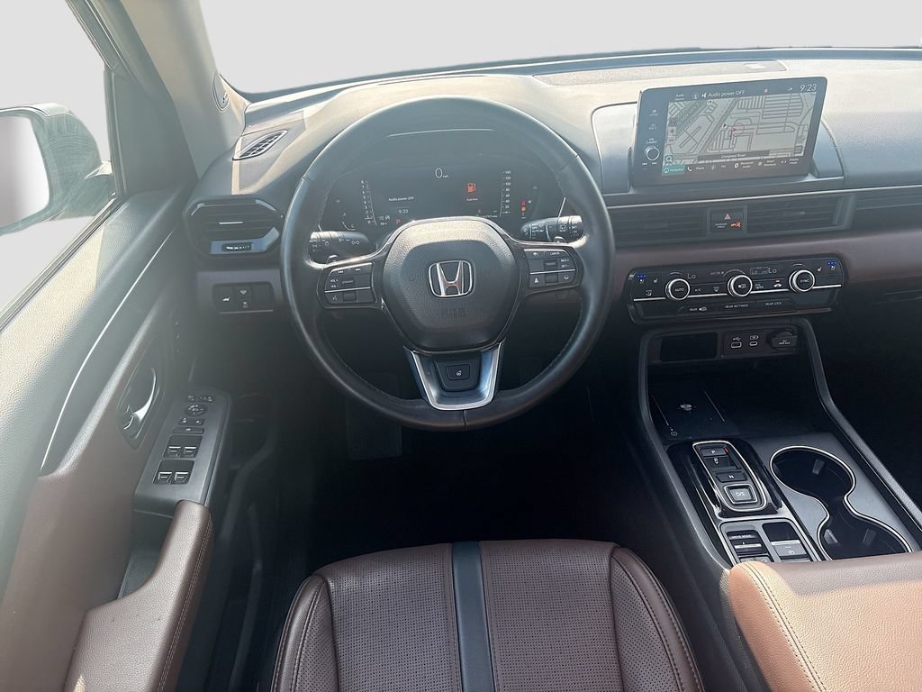 Used 2023 Honda Pilot Elite image 23