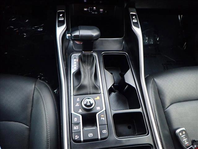 Used 2024 Kia Sorento S image 20