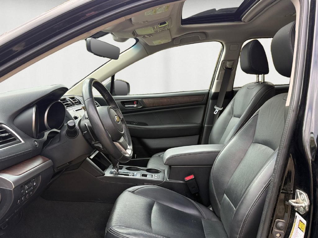 Used 2018 Subaru Outback 3.6R Limited AWD/4WD image 10