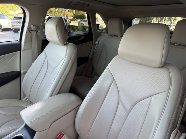 Certified 2019 Lincoln MKC Reserve w/ MKC Technology Package FWD image 14