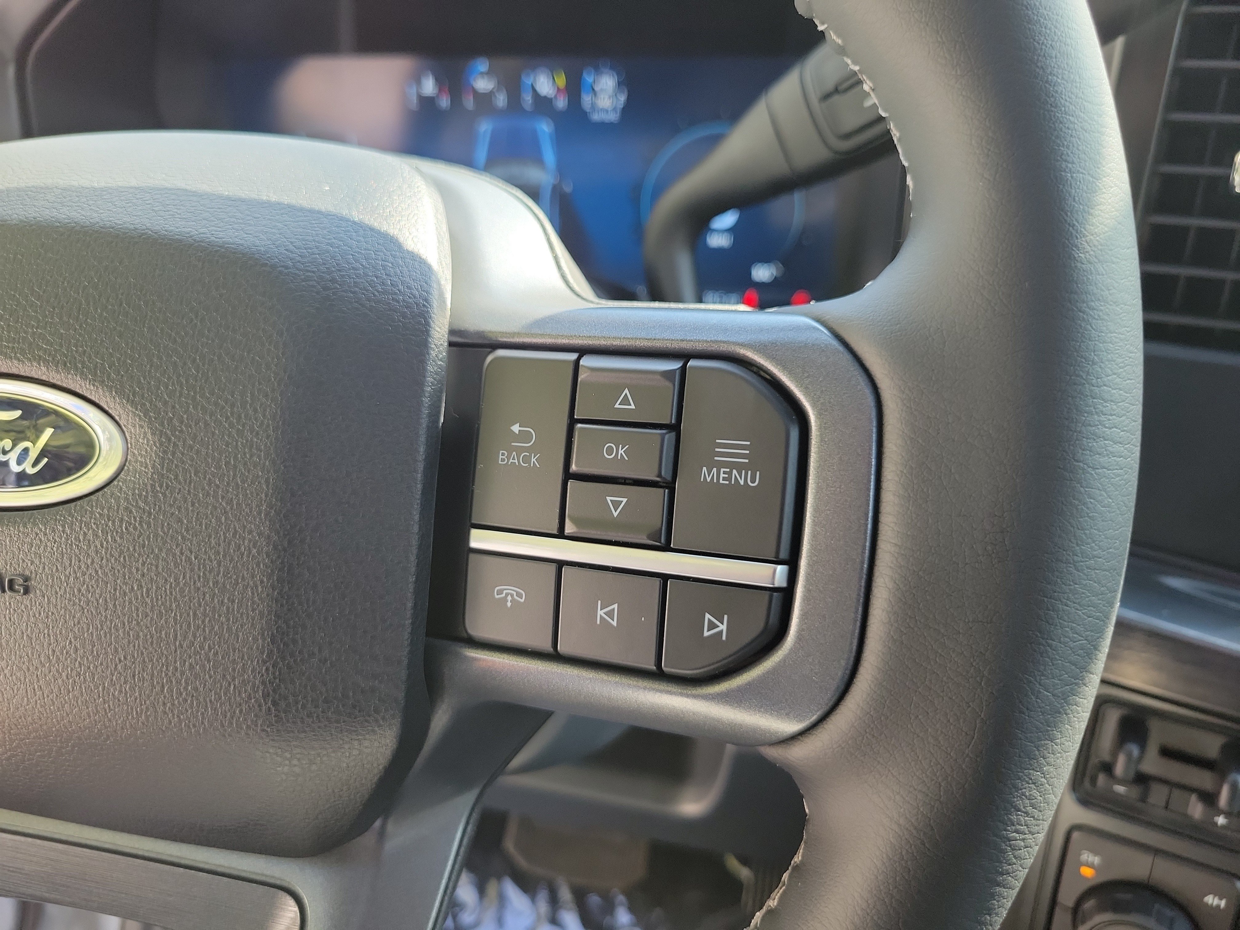 New 2026 Ford F350 Lariat w/ Black Appearance Package AWD/4WD image 30