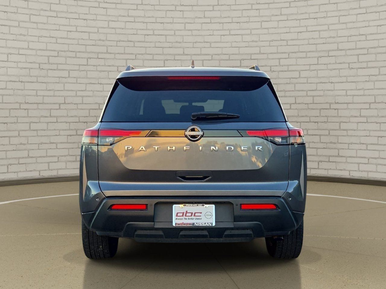 Certified 2025 Nissan Pathfinder SV FWD image 6