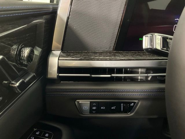 New 2025 Cadillac Escalade IQ Luxury 1 w/ Smart Trailering package image 26