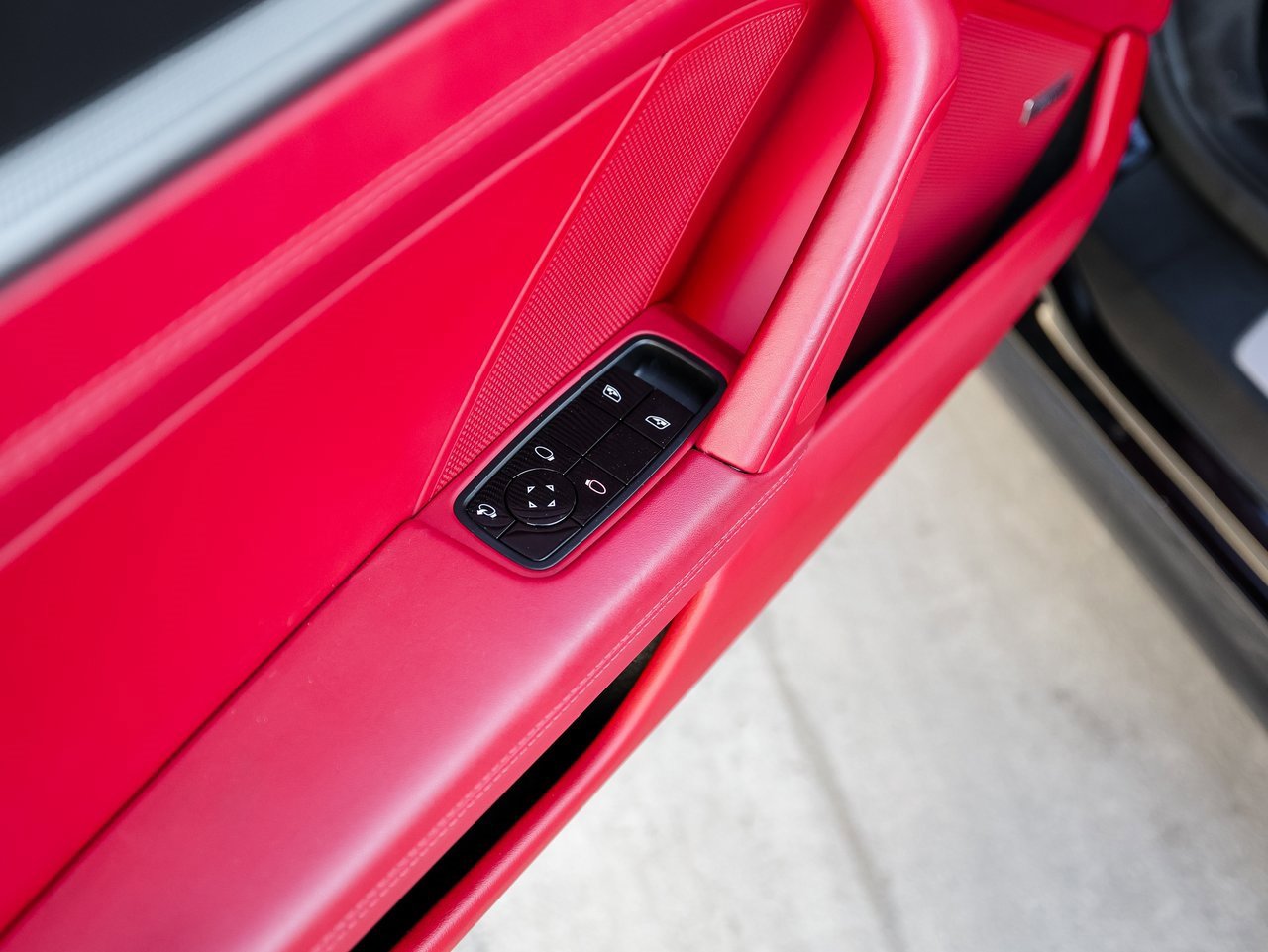 Certified 2021 Porsche 911 Targa 4S image 23