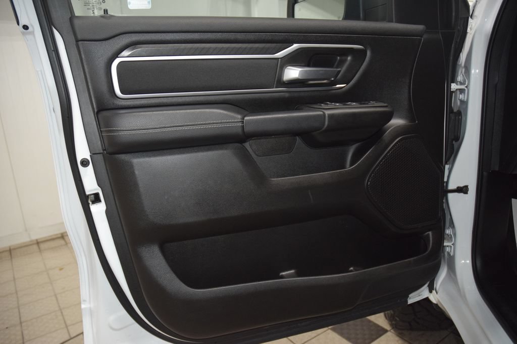 Used 2025 RAM 1500 Big Horn AWD/4WD image 34