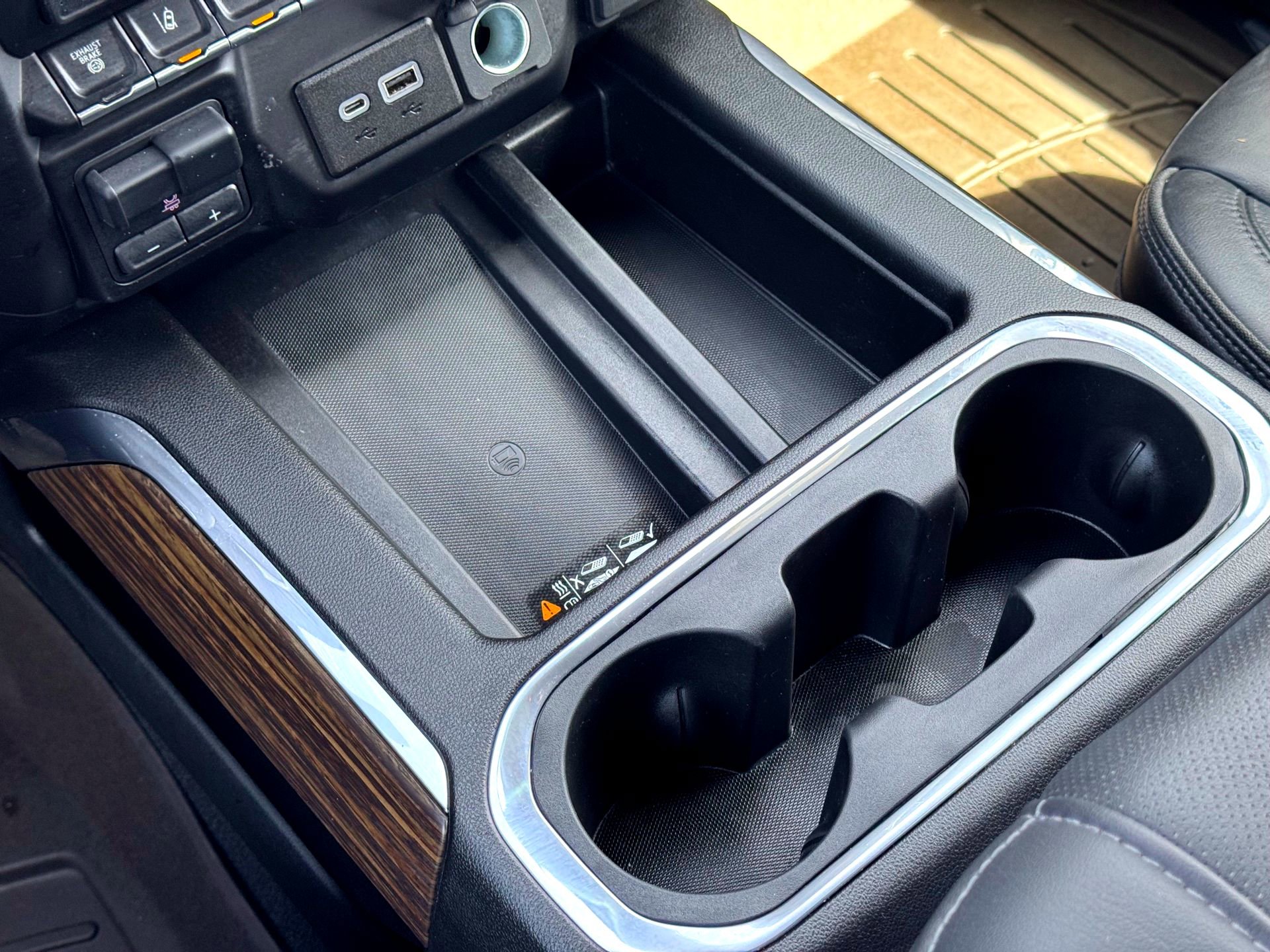 Used 2022 Chevrolet Silverado 3500 High Country w/ Technology Package image 29