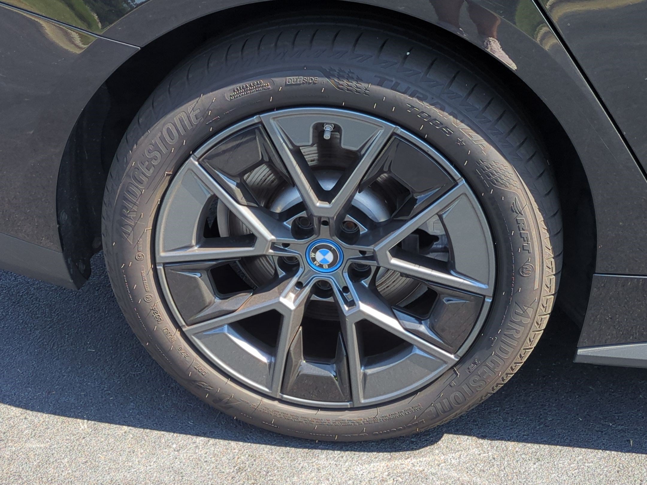 Certified 2023 BMW i4 eDrive40 w/ Parking Assistance Package RWD image 12