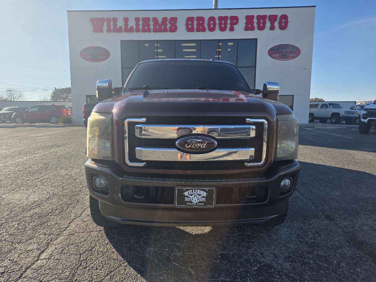 Used 2011 Ford F250 Lariat w/ Lariat Interior Pkg image 2