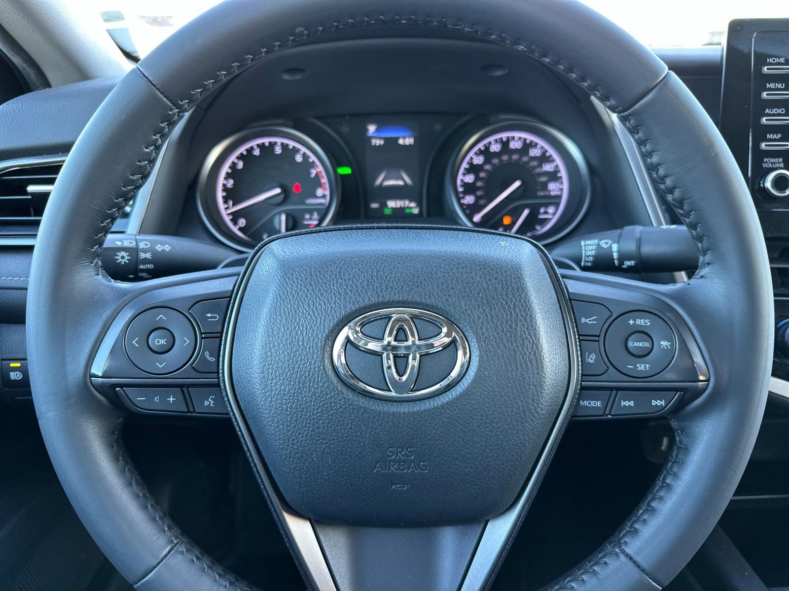 Used 2022 Toyota Camry SE w/ Convenience Package image 22