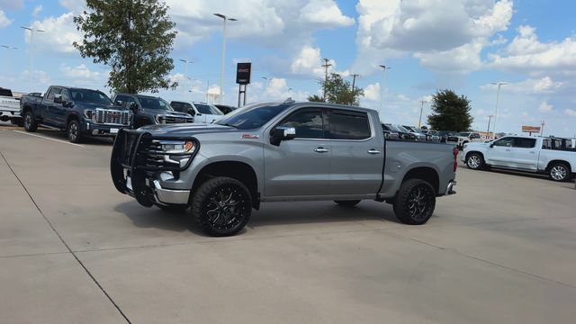 Used 2023 Chevrolet Silverado 1500 LTZ AWD/4WD image 5