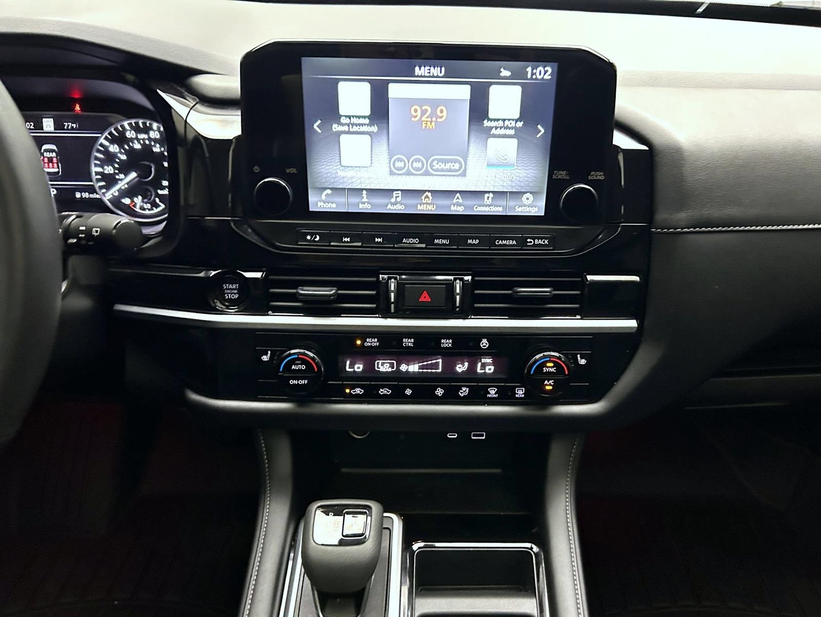 Used 2025 Nissan Pathfinder SL w/ SL Premium Package AWD/4WD image 13