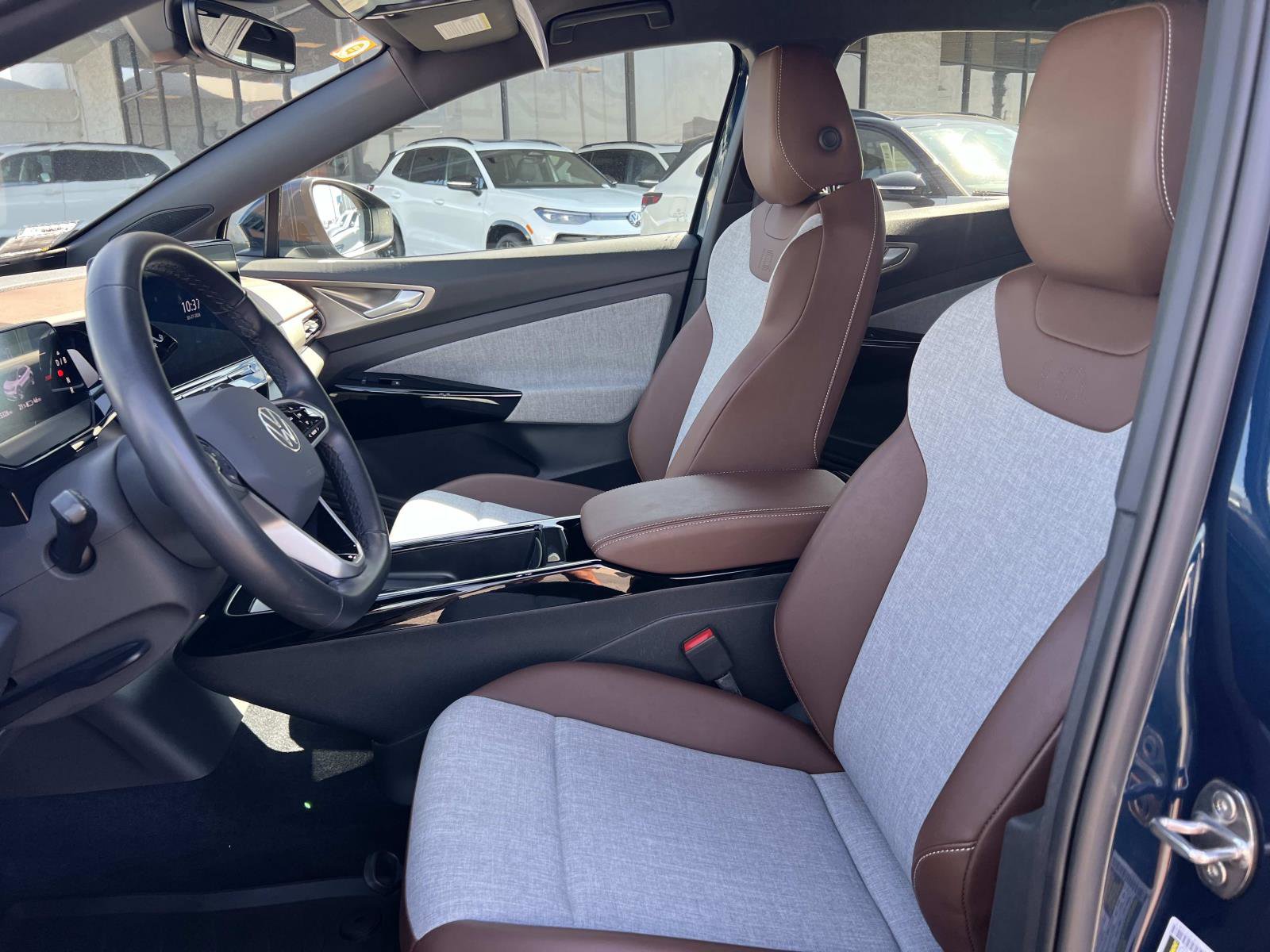 Certified 2023 Volkswagen ID.4 Pro image 19