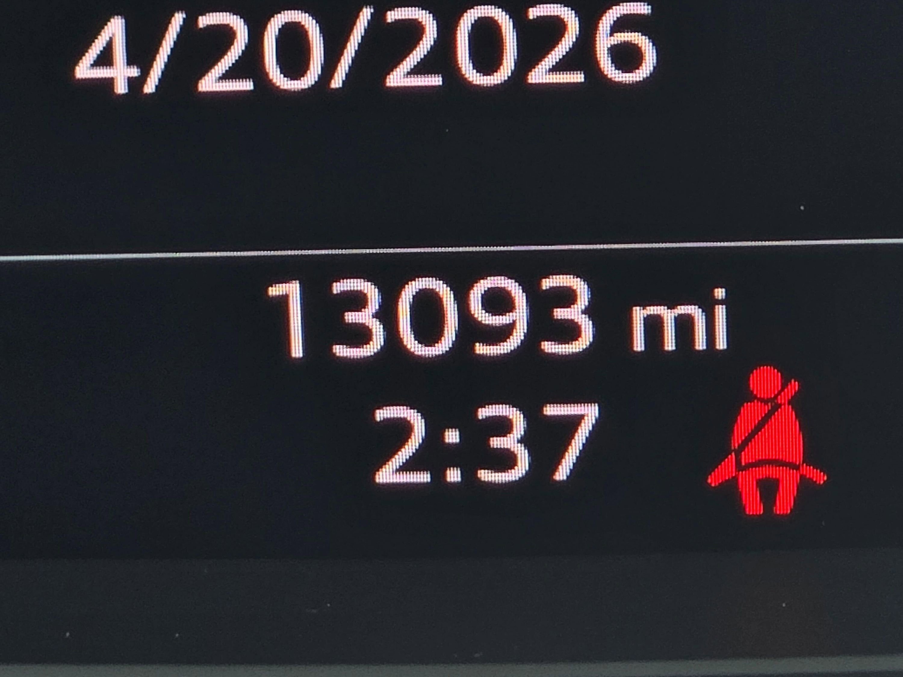 Used 2025 Audi Q4 e-tron Premium w/ Convenience Package AWD/4WD image 40