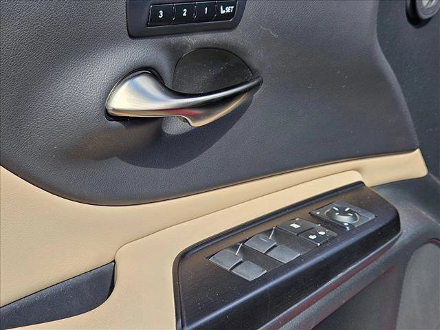 Used 2019 Lexus ES 350 w/ Premium Package image 11