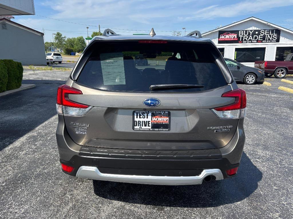 Used 2020 Subaru Forester Touring AWD/4WD image 6