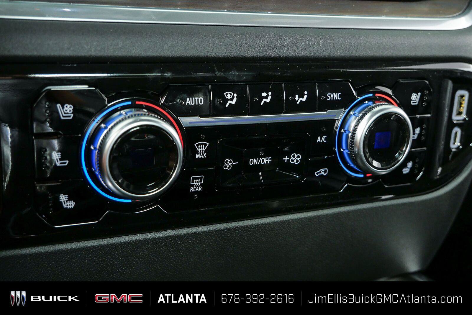 New 2026 GMC Sierra 2500 SLT w/ SLT Premium Package AWD/4WD image 18