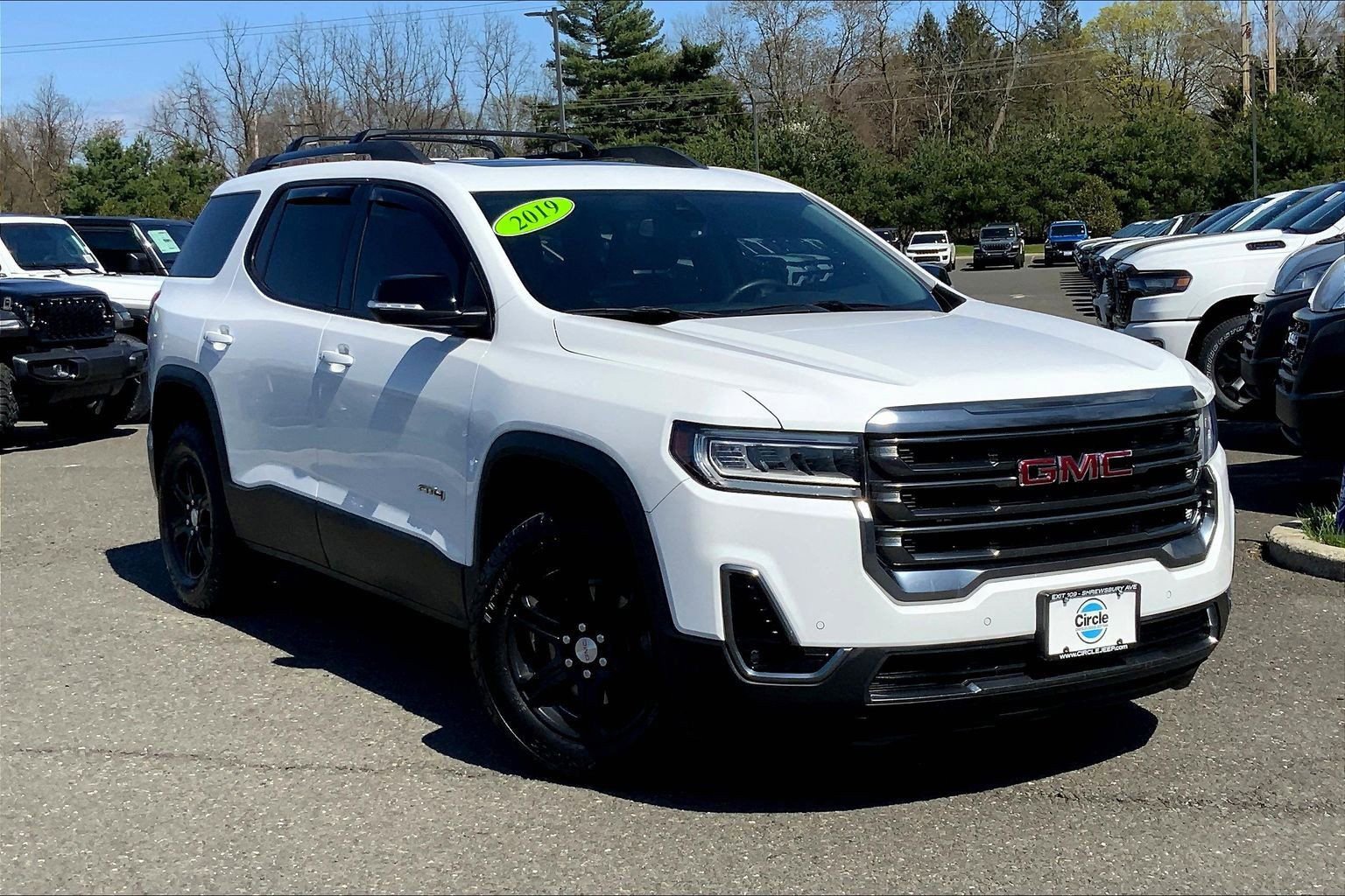 Used 2020 GMC Acadia AT4 w/ Driver Alert Package II image 2