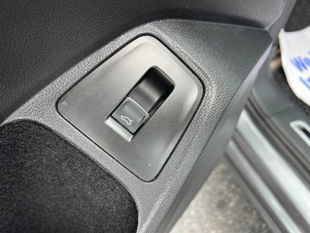 Used 2023 Volkswagen Tiguan SEL R-Line AWD/4WD image 32