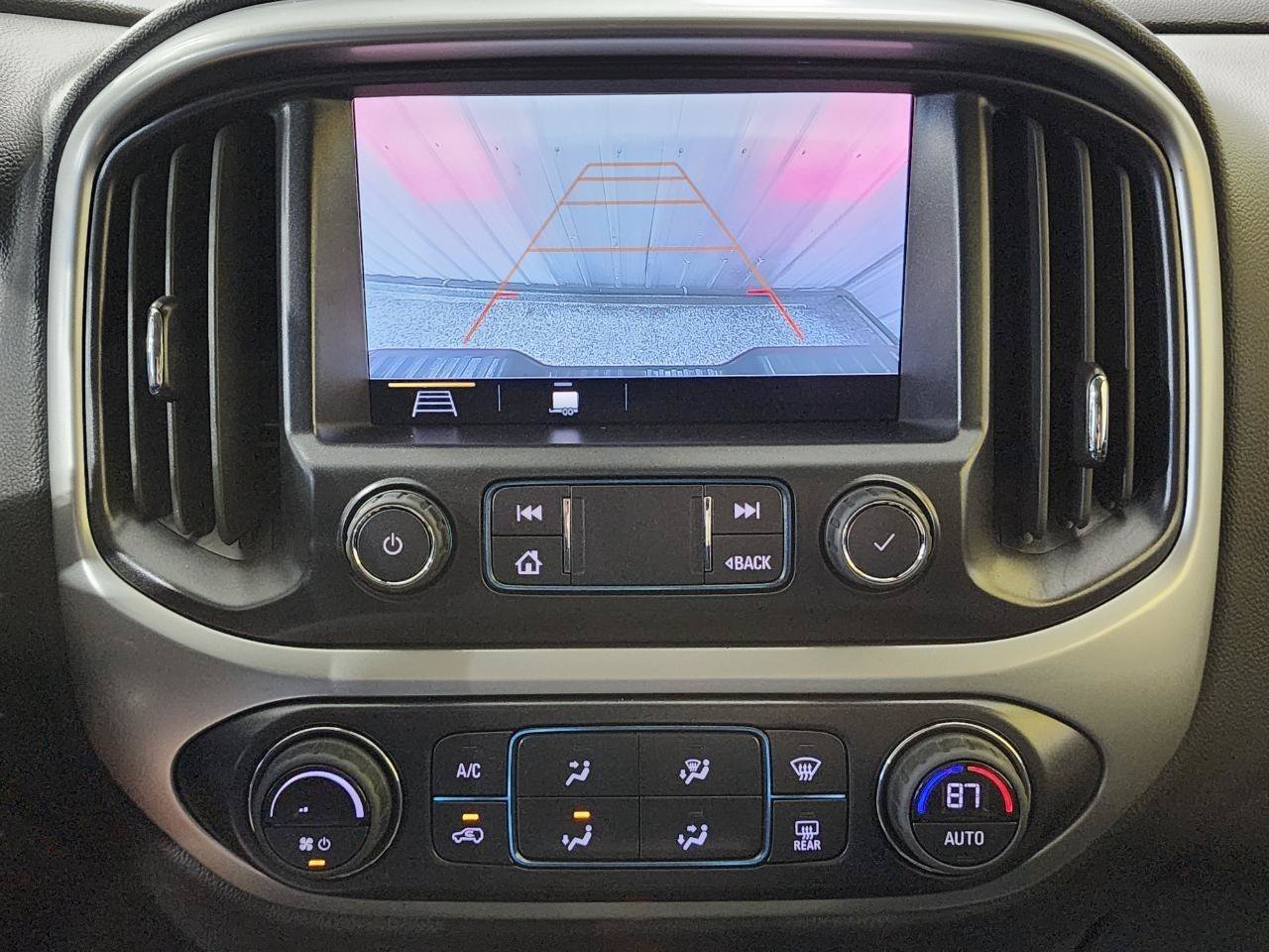 Used 2022 Chevrolet Colorado ZR2 AWD/4WD image 16