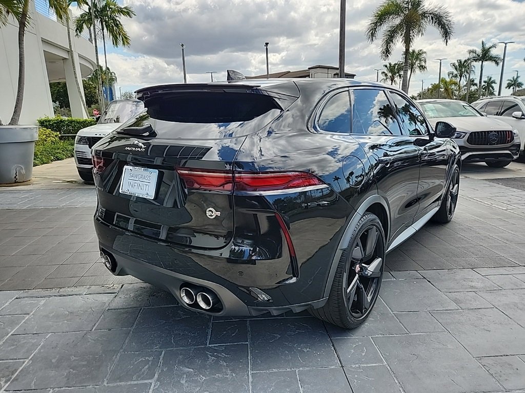 Used 2021 Jaguar F-PACE SVR image 9