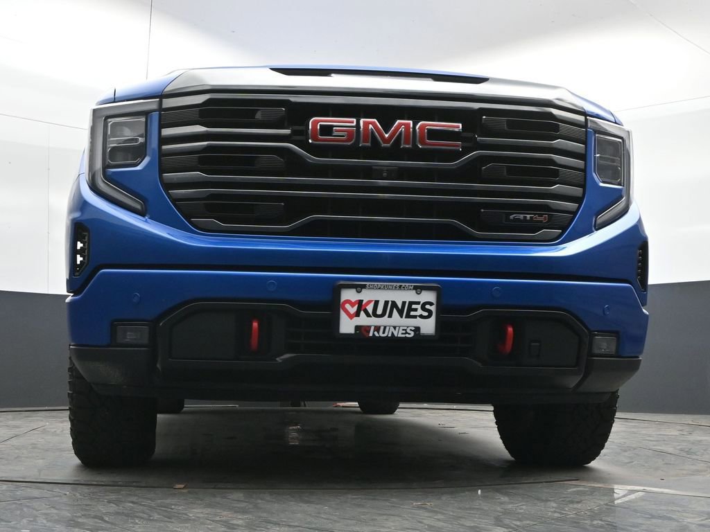 Used 2023 GMC Sierra 1500 AT4 w/ AT4 Premium Package AWD/4WD image 41