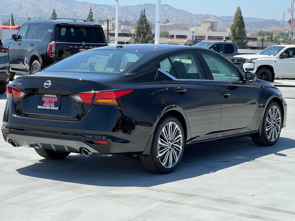 New 2026 Nissan Altima 2.5 SV FWD image 7