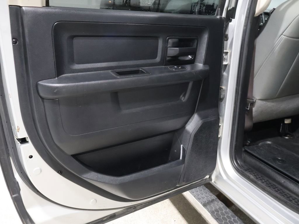 Used 2014 RAM 3500 Tradesman w/ Popular Equipment Group image 19