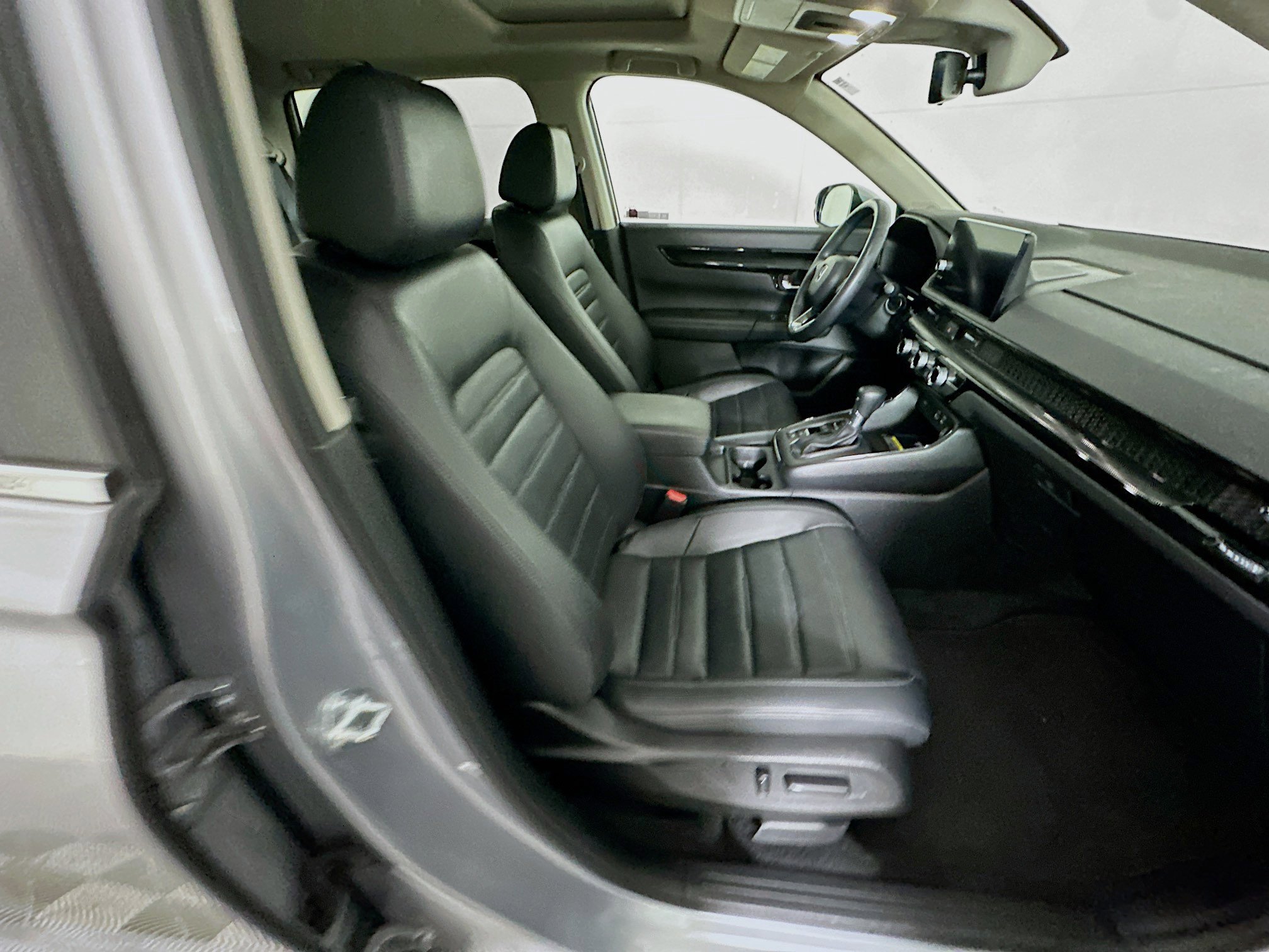 Used 2024 Honda CR-V EX-L image 29