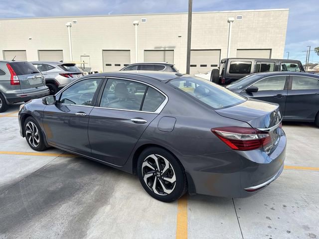 Used 2017 Honda Accord EX-L image 5