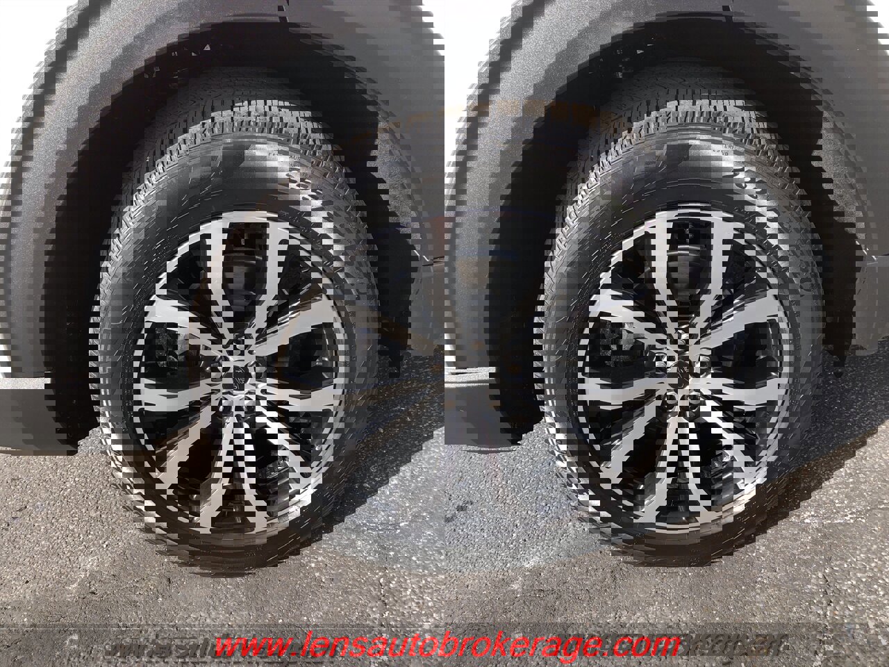 Used 2020 Ford Explorer ST image 26