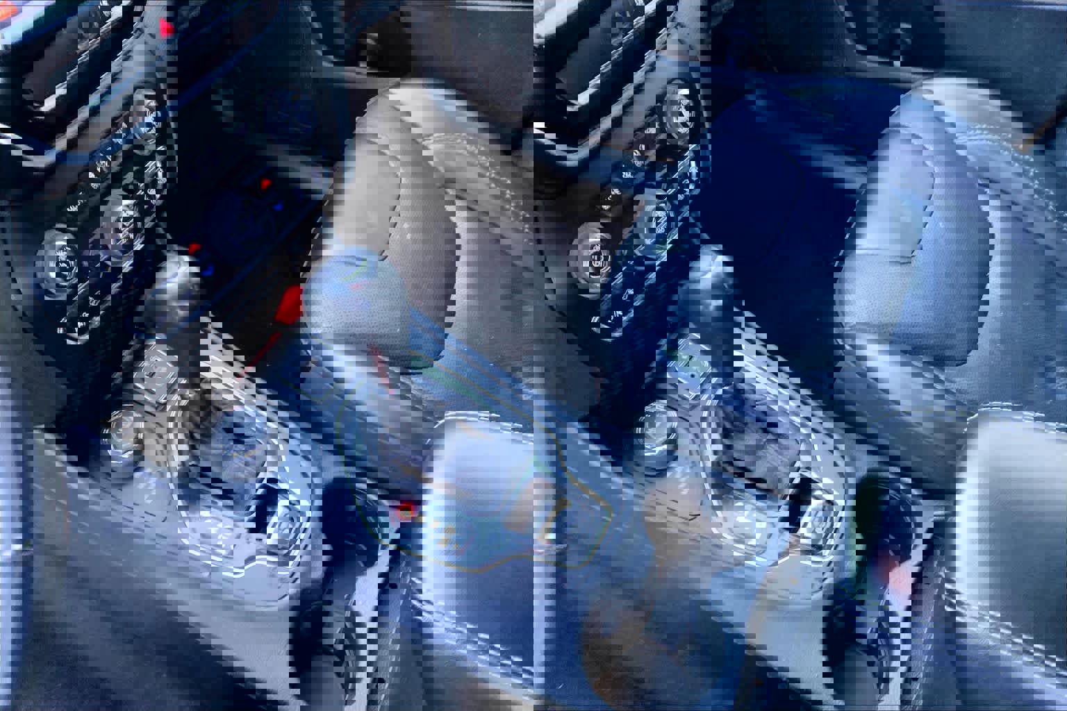 Used 2022 Jeep Cherokee Limited w/ Mopar Interior Package image 16