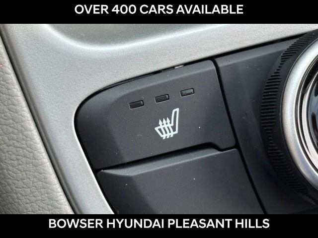 New 2026 Hyundai Venue SEL FWD image 10