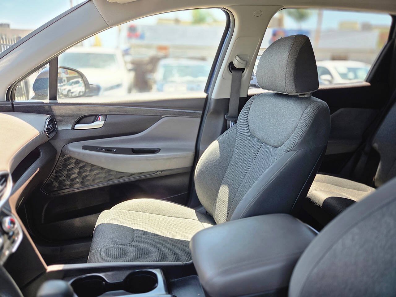 Used 2019 Hyundai Santa Fe SE AWD/4WD image 36