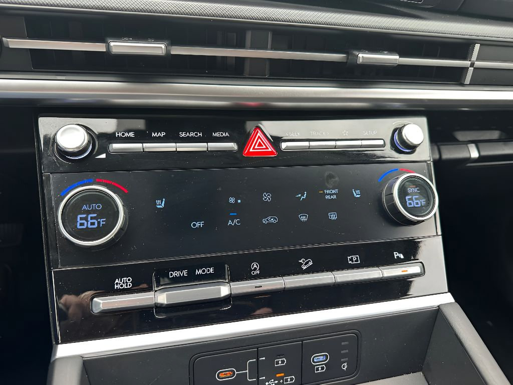 Used 2026 Hyundai Santa Fe SEL FWD image 26