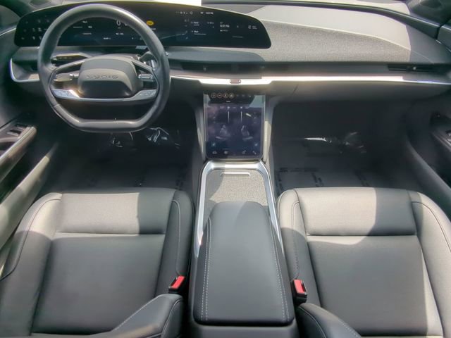 Used 2024 Lucid Air Pure RWD image 12