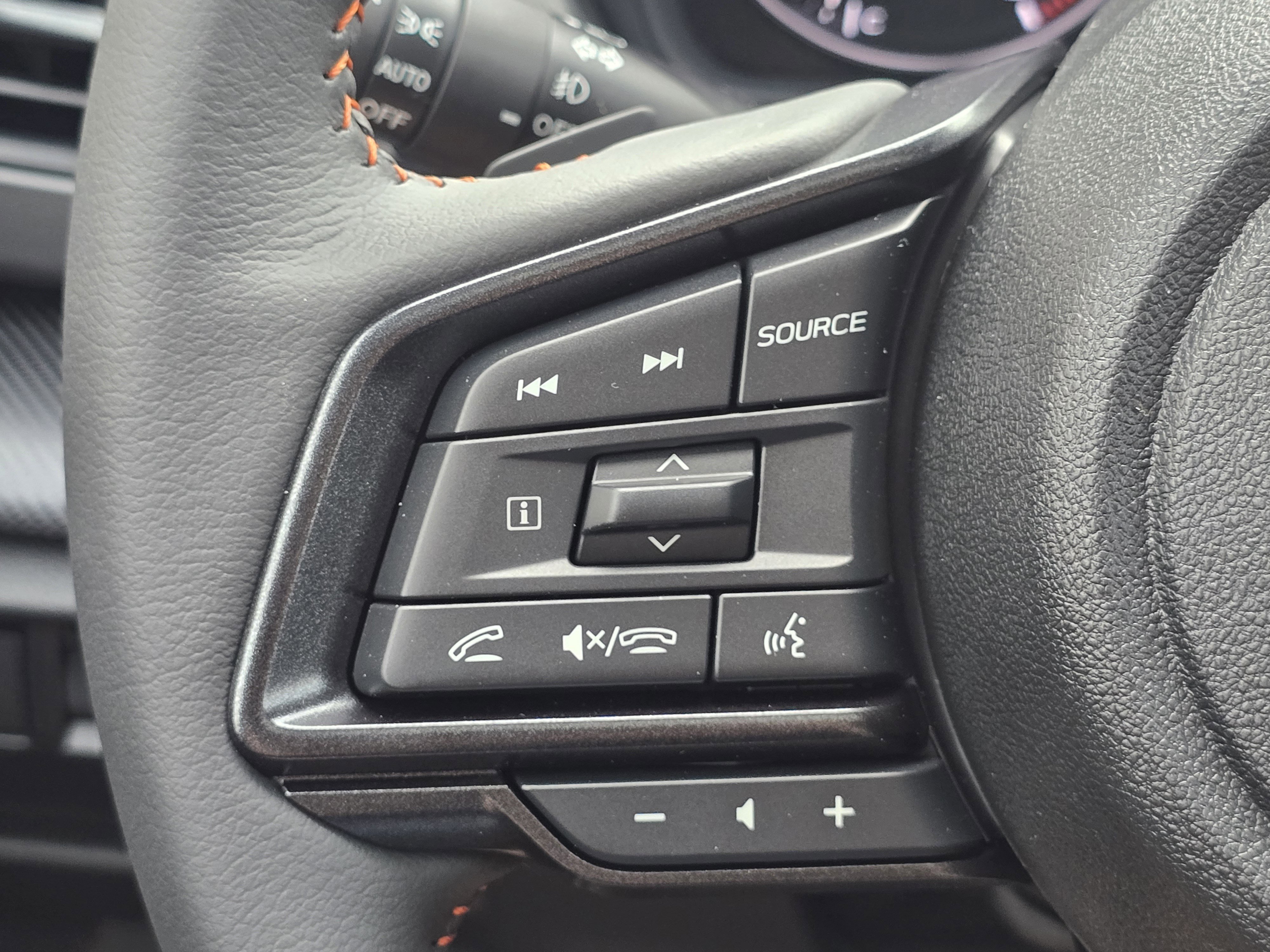 New 2025 Subaru Crosstrek 2.5i Limited w/ Crosstrek Mirror Package image 30