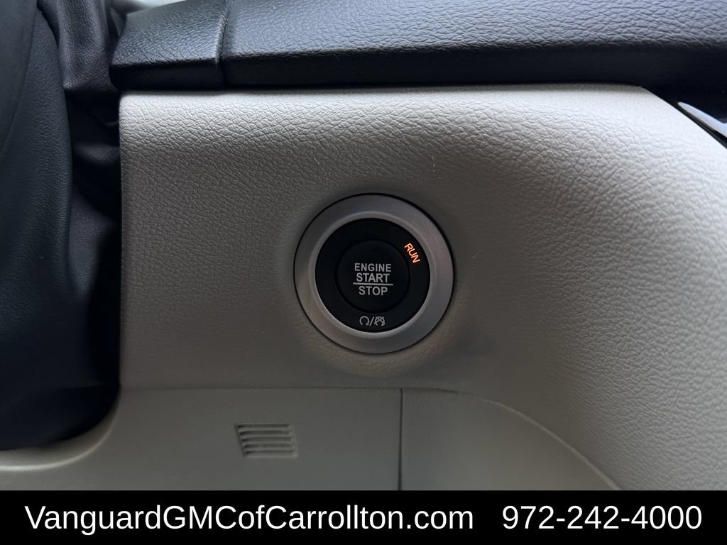 Used 2024 Chrysler Pacifica Touring-L FWD image 24