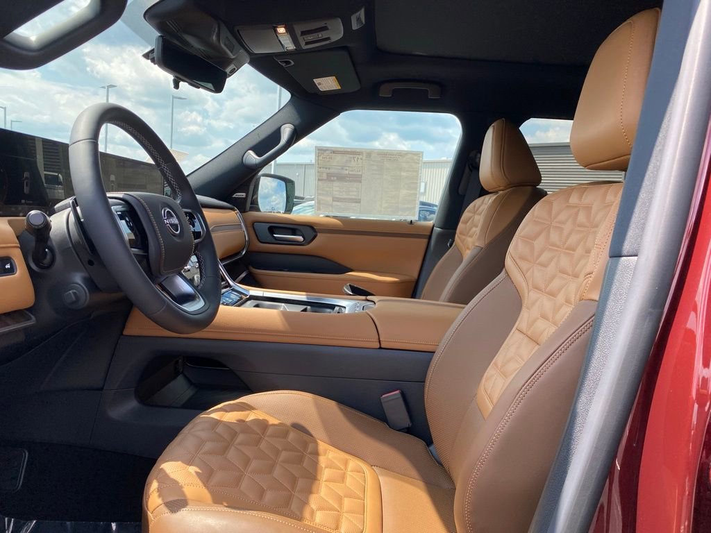 New 2025 Nissan Armada Platinum Reserve image 11