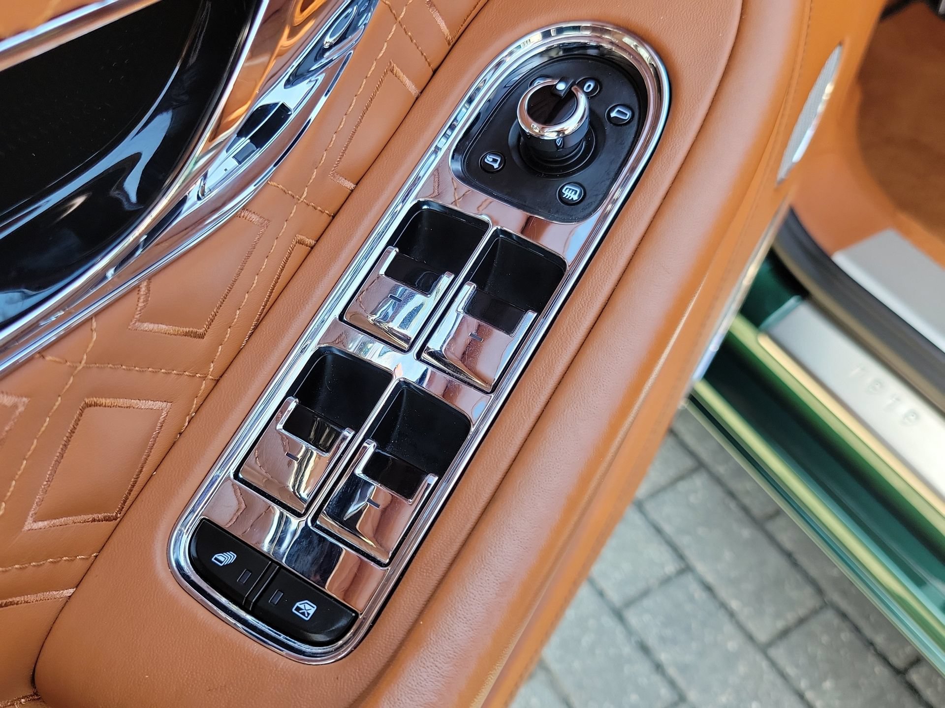 Certified 2020 Bentley Continental GT AWD/4WD image 21